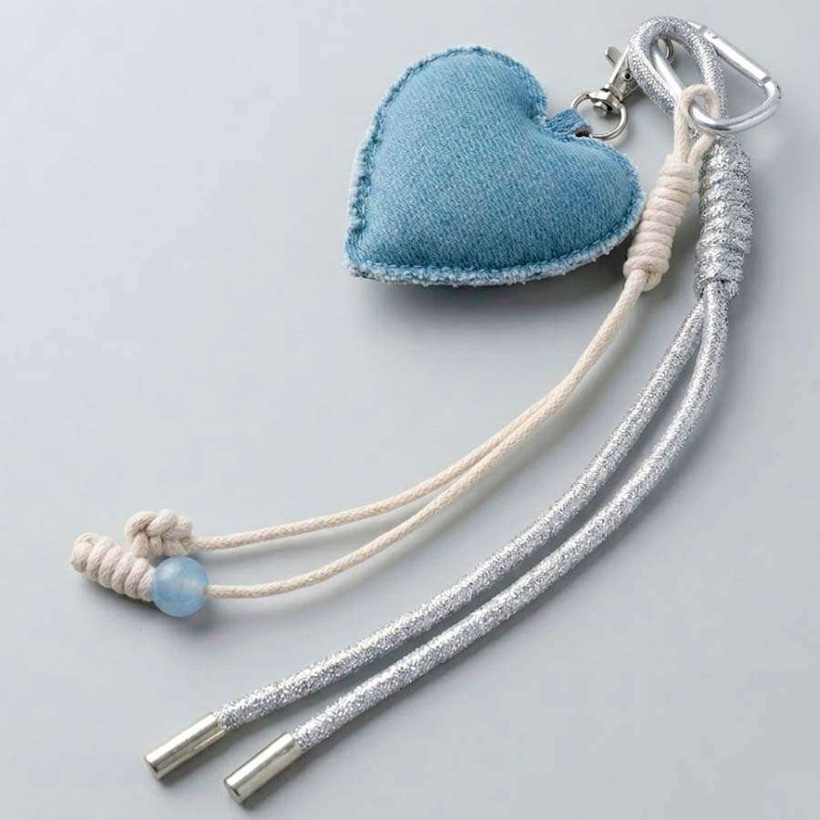 Charm Colgante Corazón Denim — Estilo Jeans para Móvil