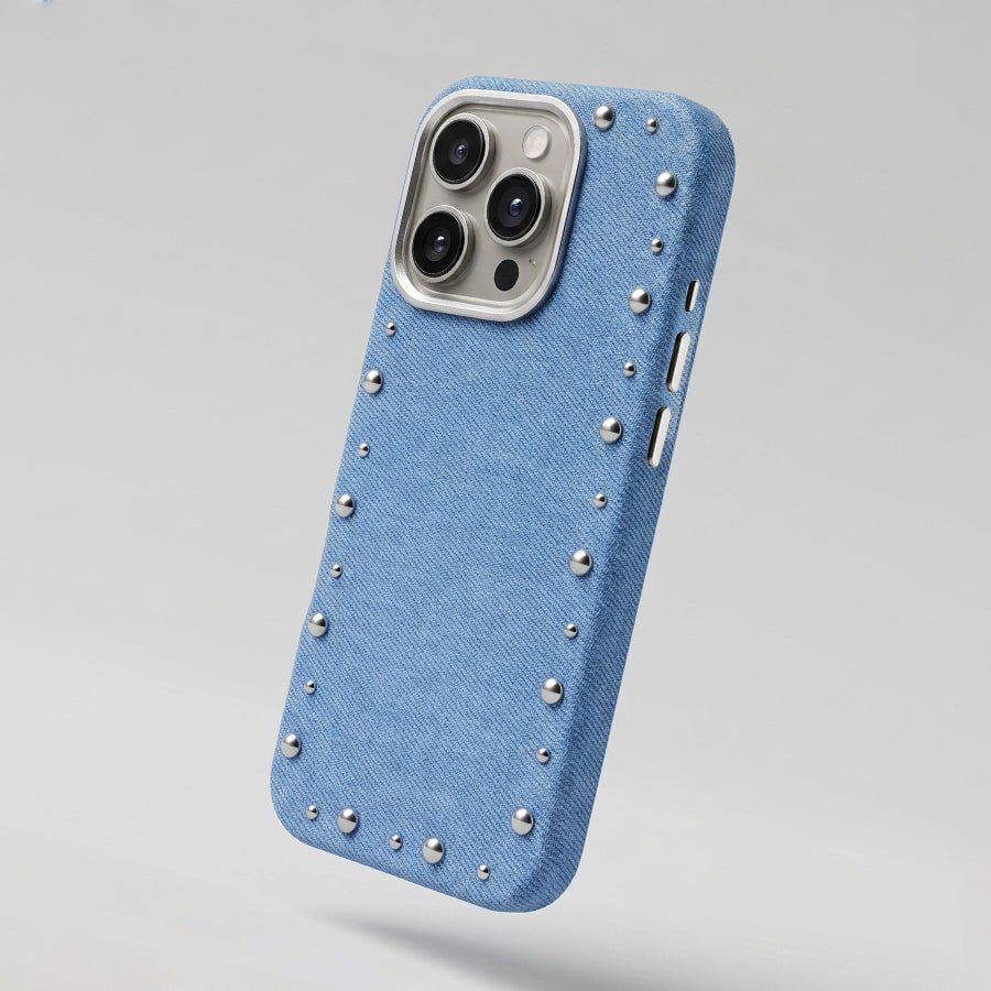Funda Denim MagBattery para iPhone 15 Pro Max — vista trasera con cierre magnético
